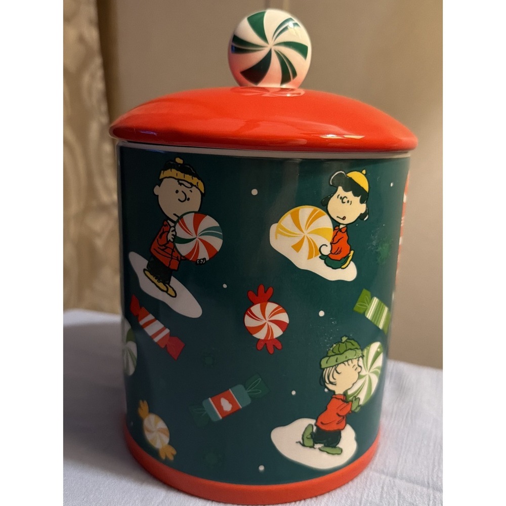Peanuts‎ Christmas Ceramic Cookie Jar Canister Charlie Brown Snoopy Woodstock